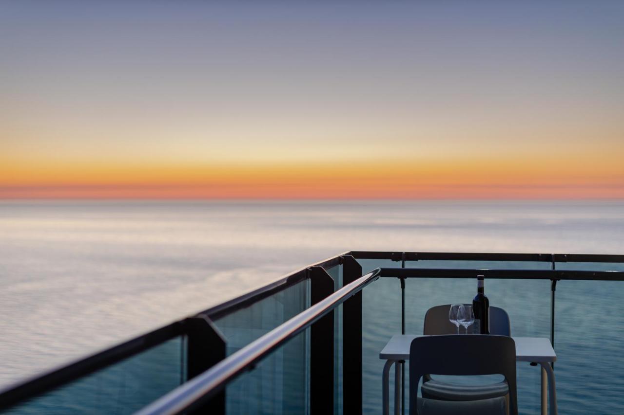 The Spot Apartments - Orbi Beach Tower Batumi Exteriér fotografie