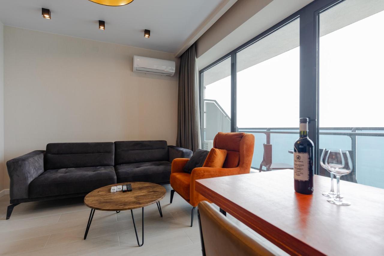 The Spot Apartments - Orbi Beach Tower Batumi Exteriér fotografie