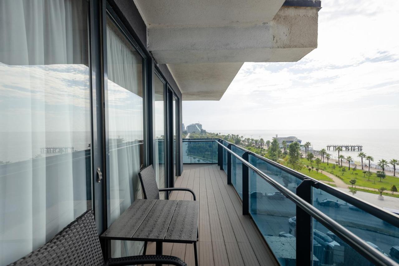 The Spot Apartments - Orbi Beach Tower Batumi Exteriér fotografie