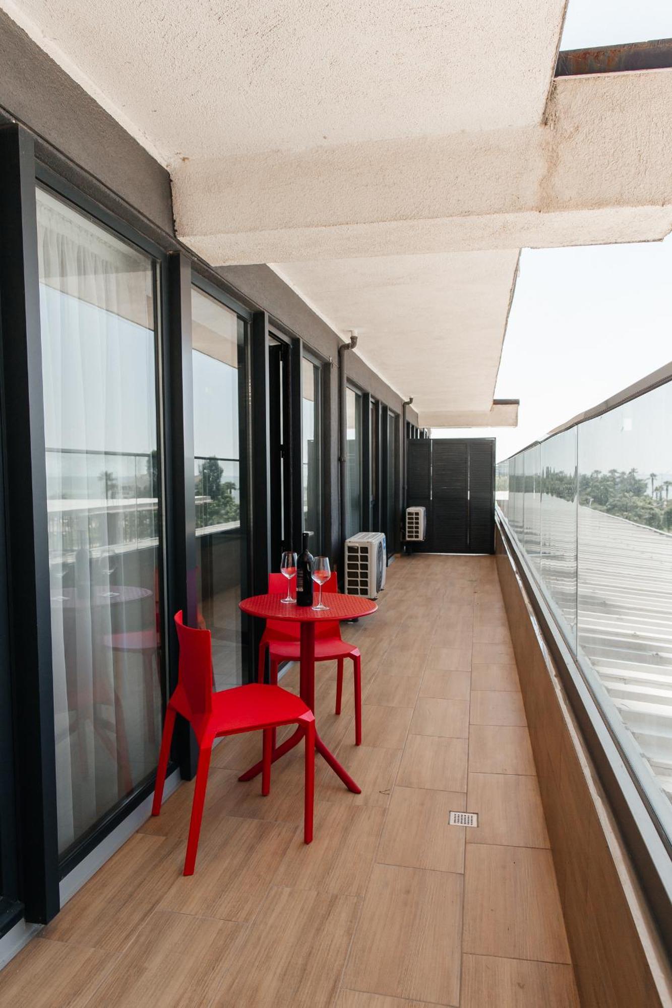 The Spot Apartments - Orbi Beach Tower Batumi Exteriér fotografie
